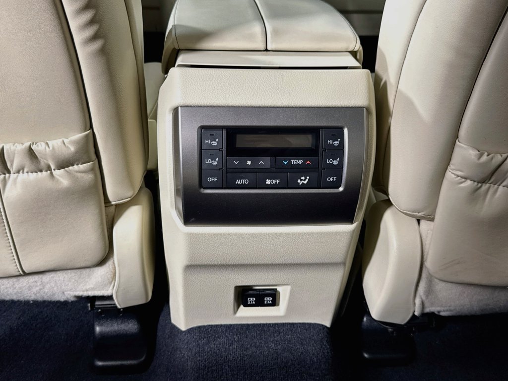 Used 2023 Lexus GX 460 Premium w/ Premium Plus Package AWD/4WD image 26