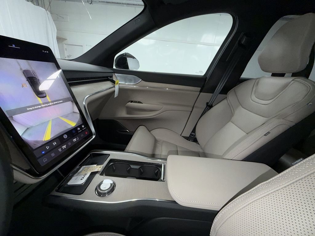 New 2026 Volvo EX90 Ultra image 21