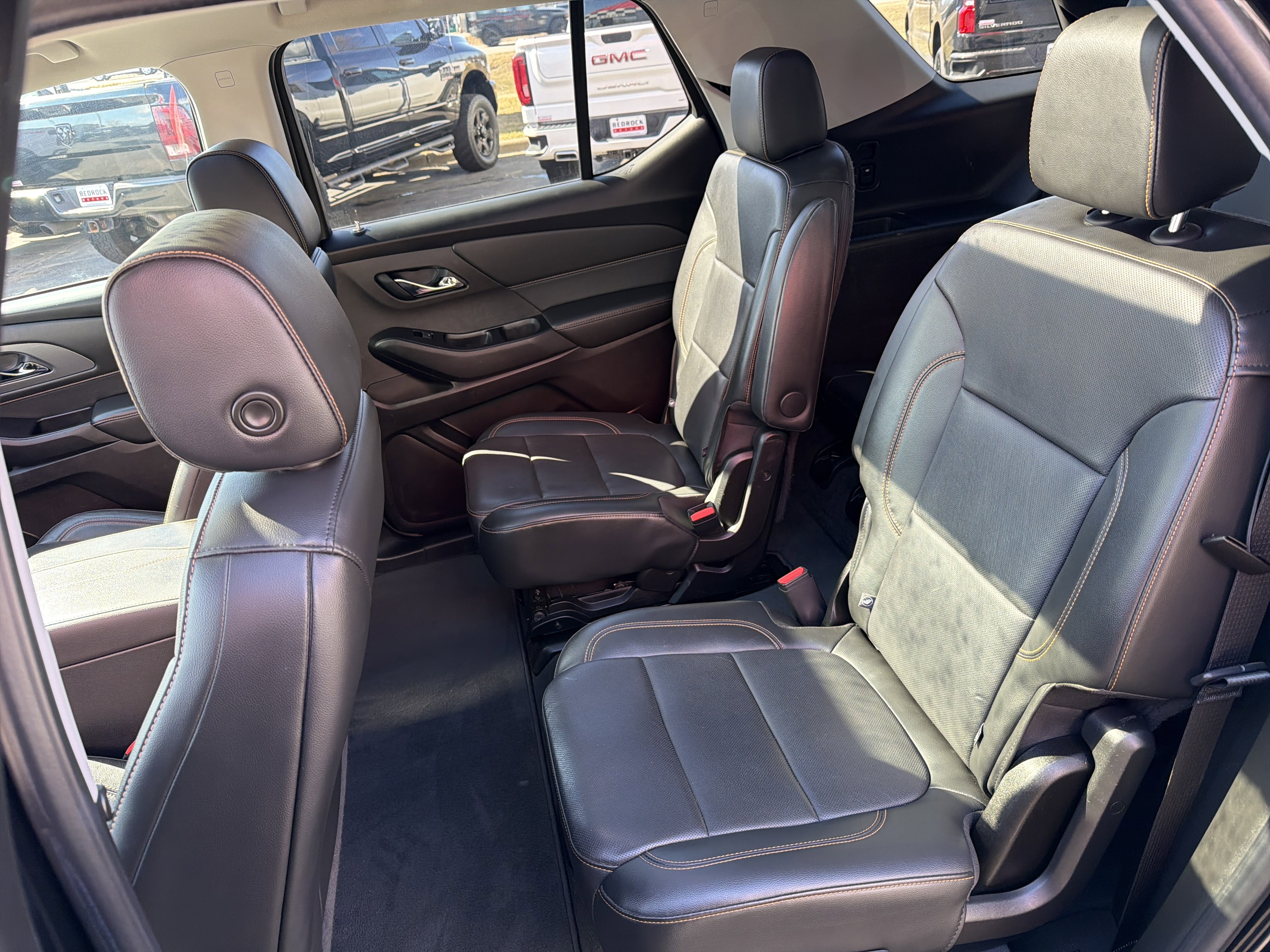 Used 2020 Chevrolet Traverse Premier w/ Redline Edition image 23