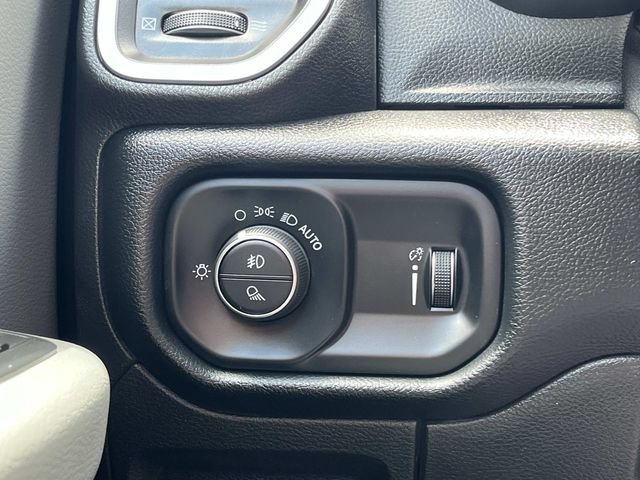 Certified 2020 RAM 1500 Big Horn RWD image 36