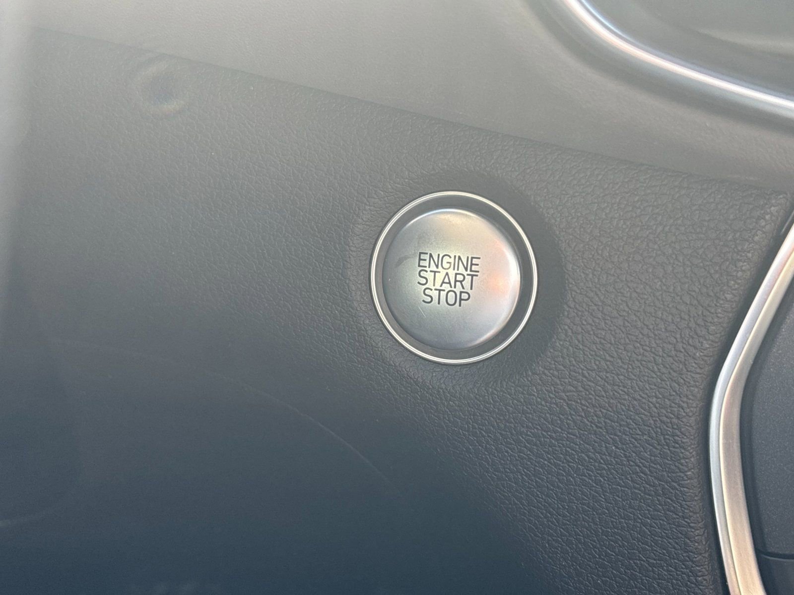 Used 2019 Hyundai Santa Fe SEL image 23