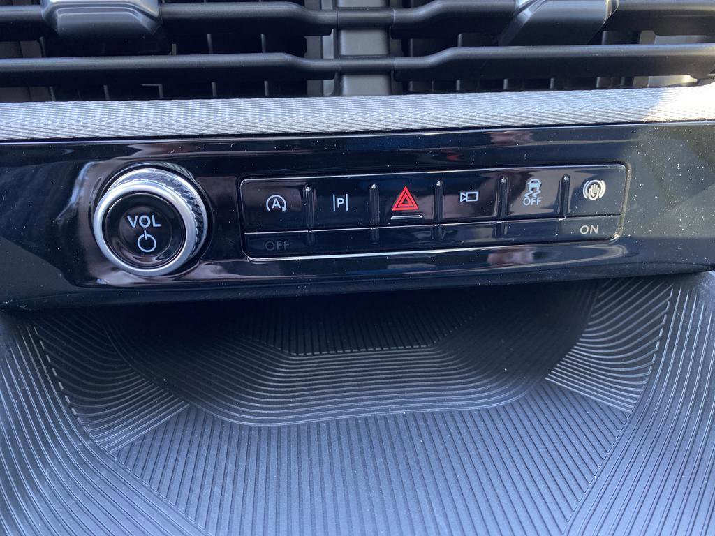 New 2026 Ford Explorer Active image 24