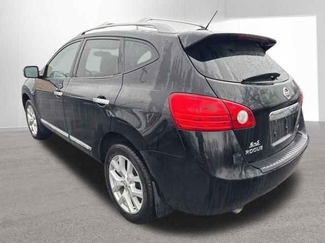 Used 2011 Nissan Rogue SV w/ SL Pkg image 3