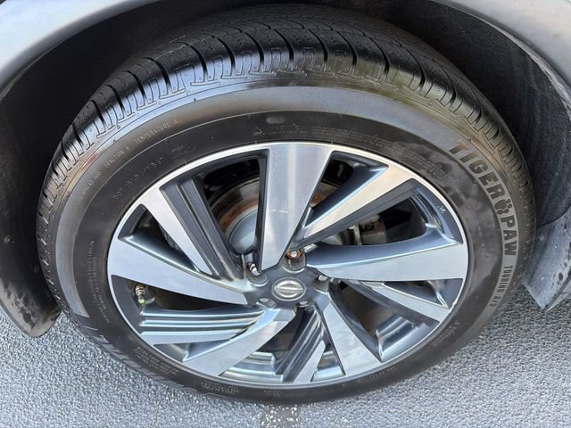 Used 2018 Nissan Murano Platinum FWD image 17
