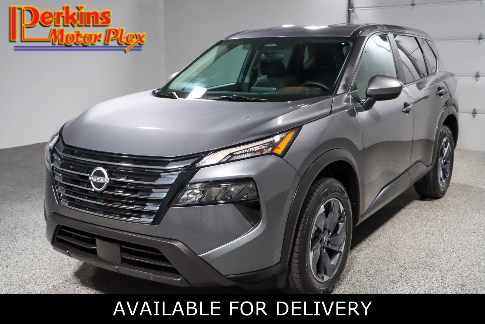 Used 2024 Nissan Rogue SV FWD image 1