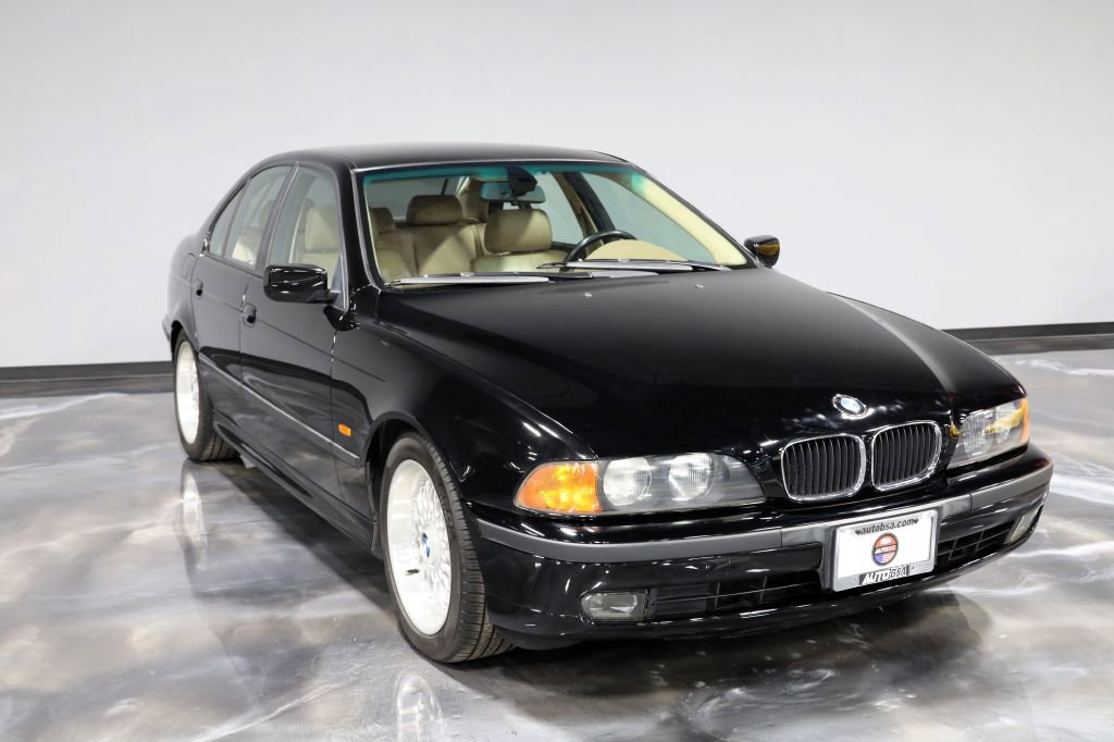 Used 2000 BMW 528i Sedan image 1
