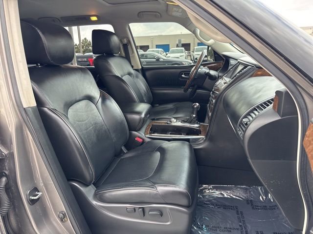 Used 2017 INFINITI QX80 4WD w/ Driver Assistance Package image 10