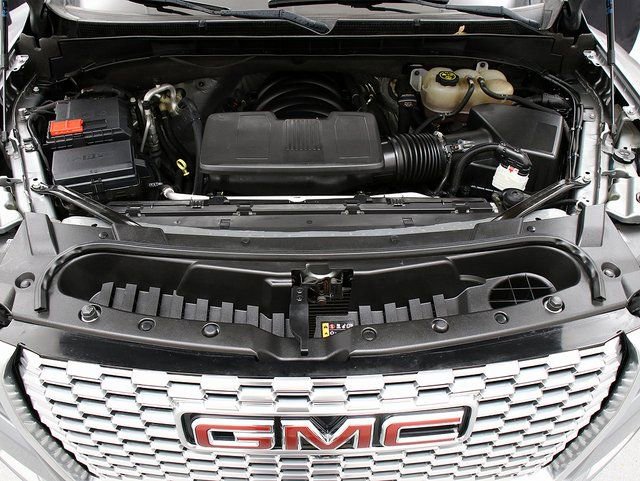 Used 2023 GMC Yukon XL Denali image 33