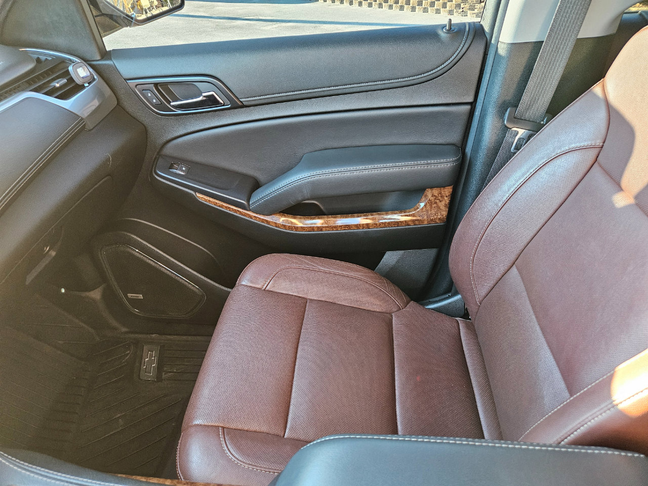 Used 2019 Chevrolet Tahoe Premier w/ Premier Plus Edition image 14