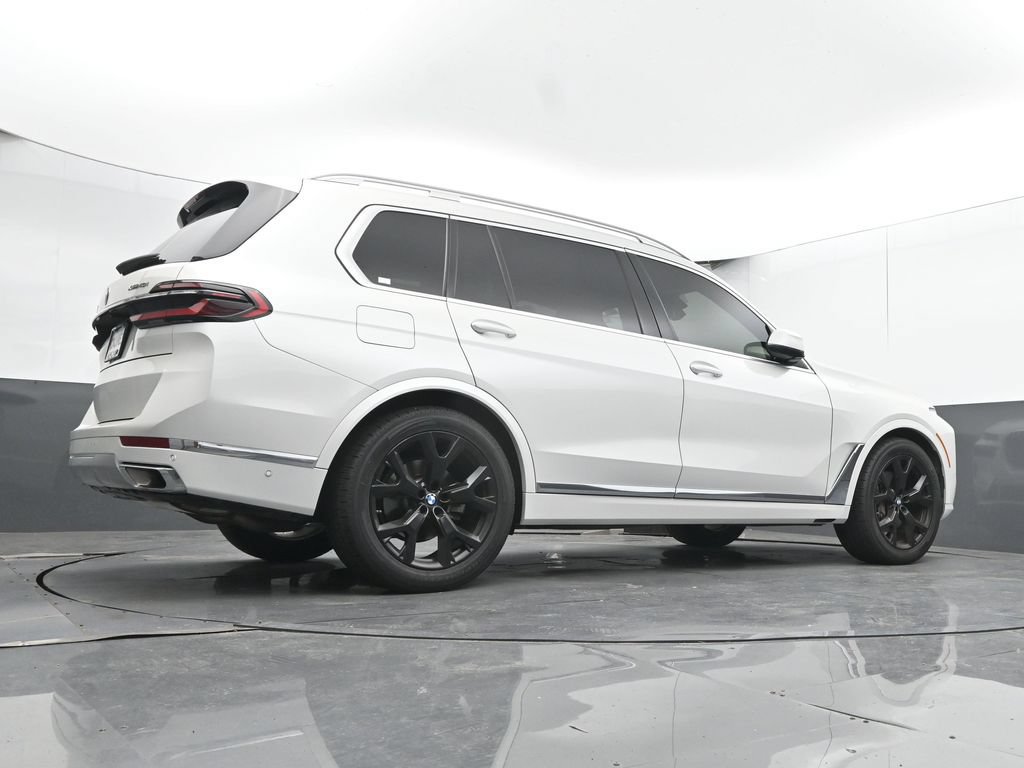 Used 2023 BMW X7 xDrive40i AWD/4WD image 40