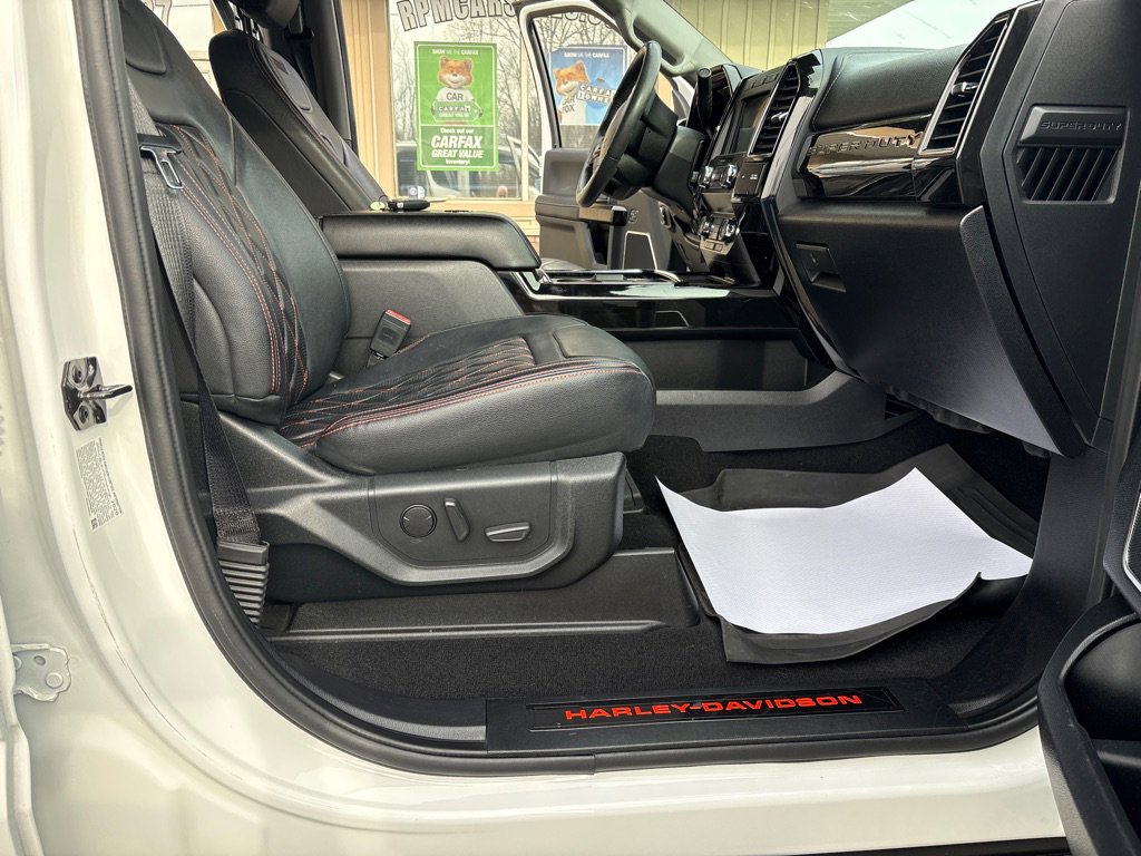 Used 2020 Ford F250 Lariat w/ Lariat Ultimate Package image 15