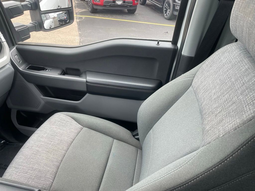 Used 2024 Ford F250 XLT image 23