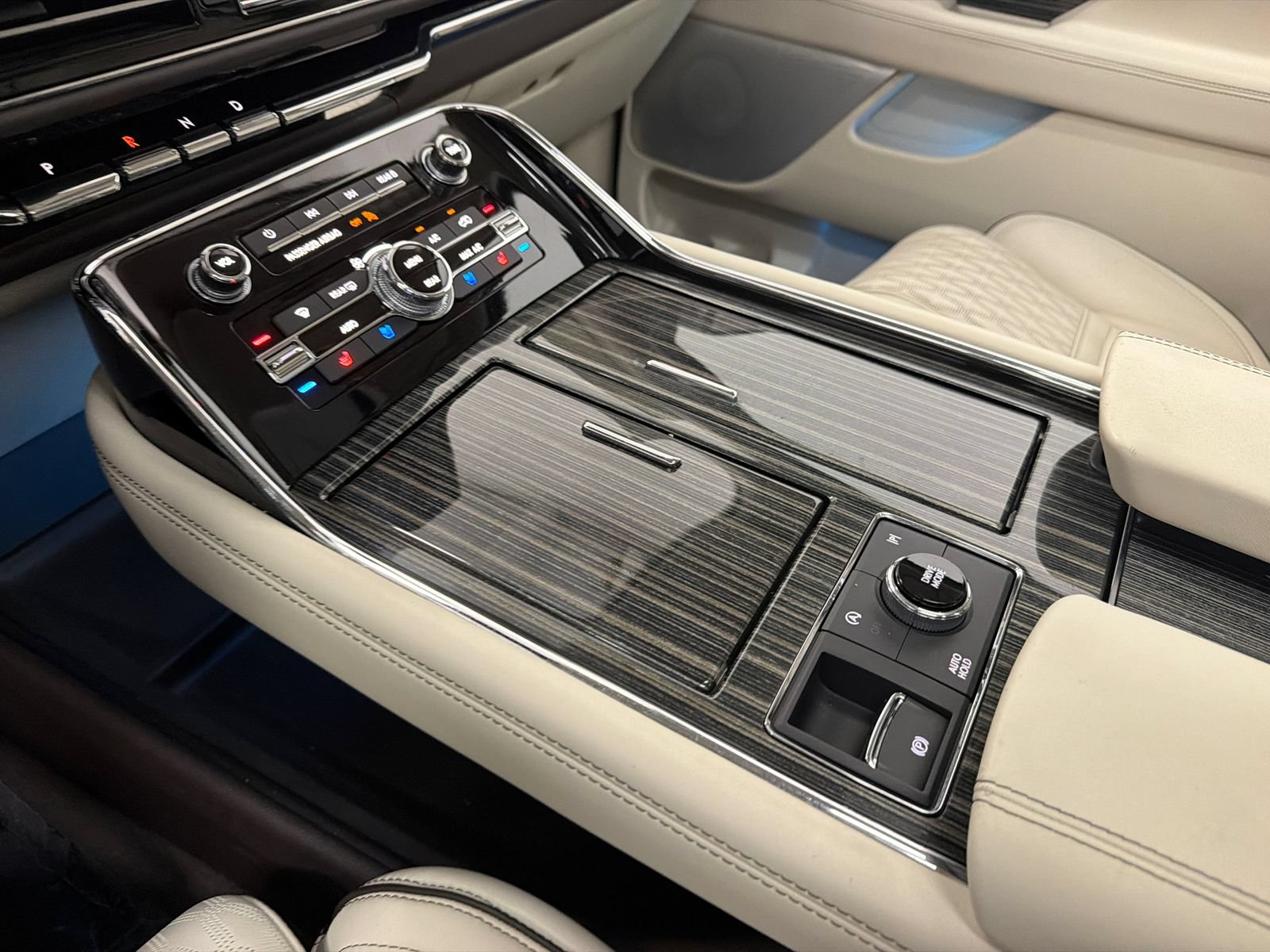 Certified 2023 Lincoln Navigator Black Label AWD/4WD image 33