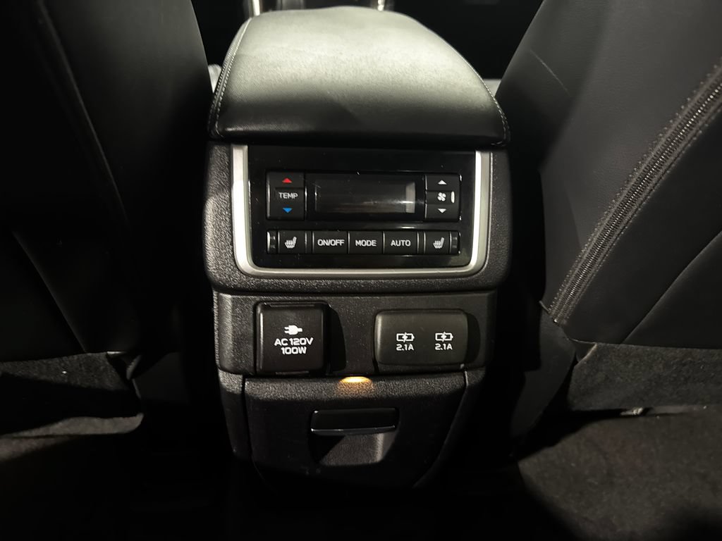Used 2022 Subaru Ascent Touring AWD/4WD image 34