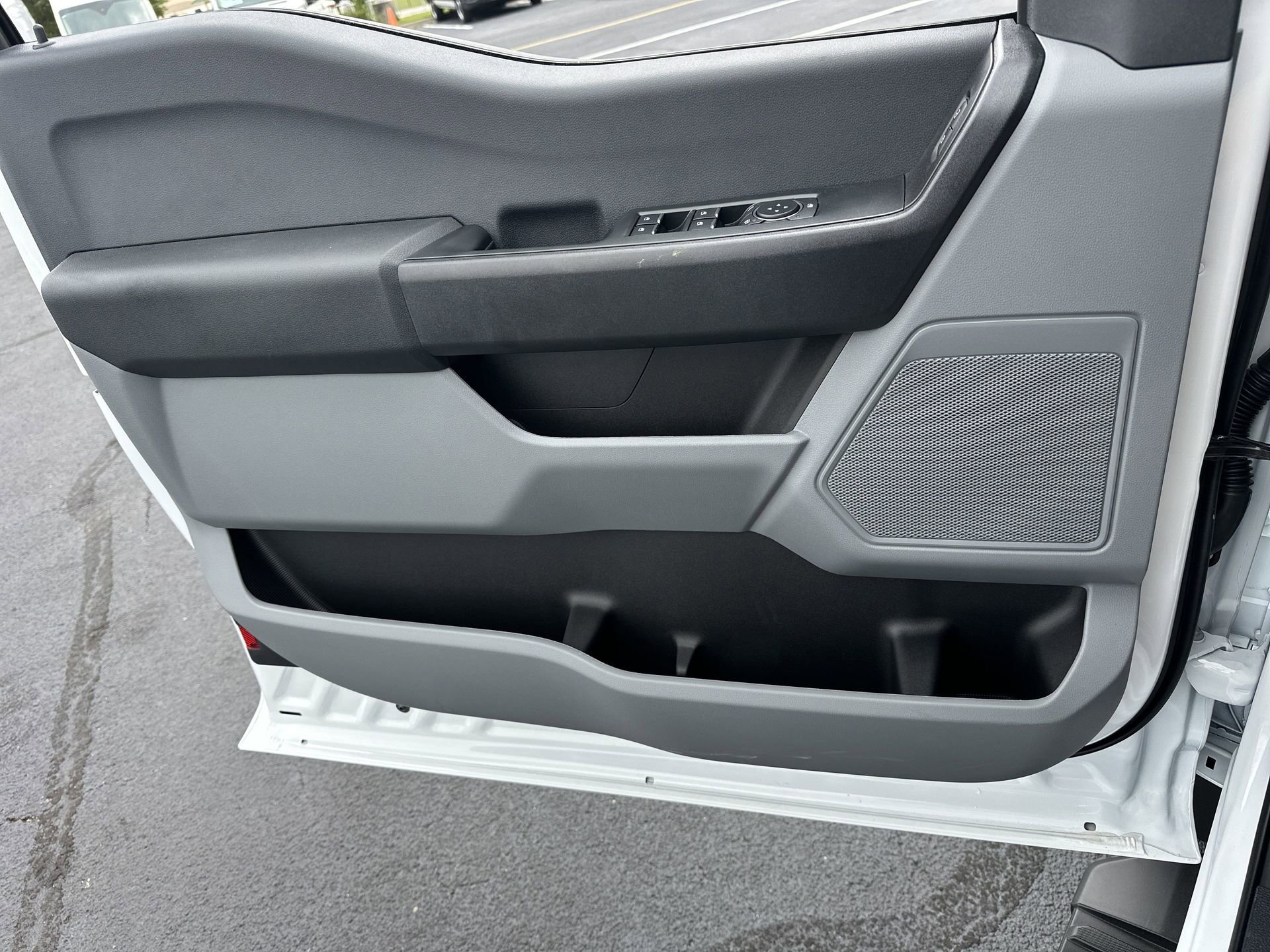 New 2025 Ford F450 XL w/ XL Chrome Package image 13