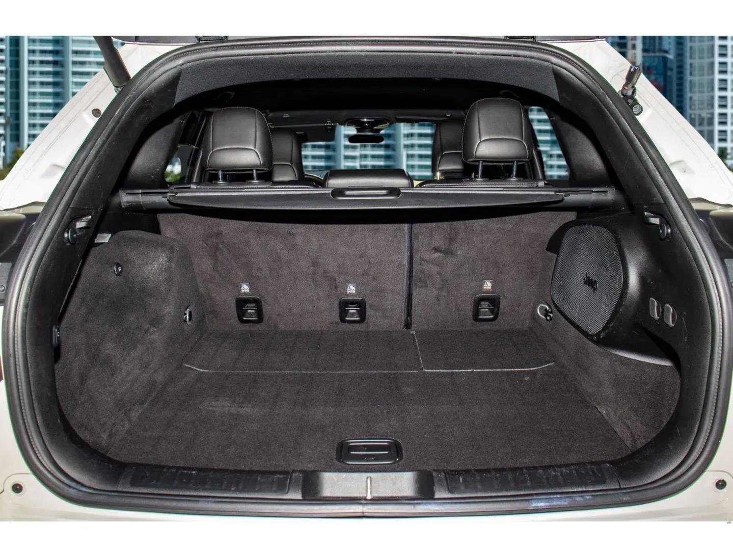 Used 2019 Jeep Cherokee High Altitude image 16