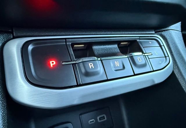 Used 2023 GMC Acadia SLE w/ Driver Convenience Package image 26