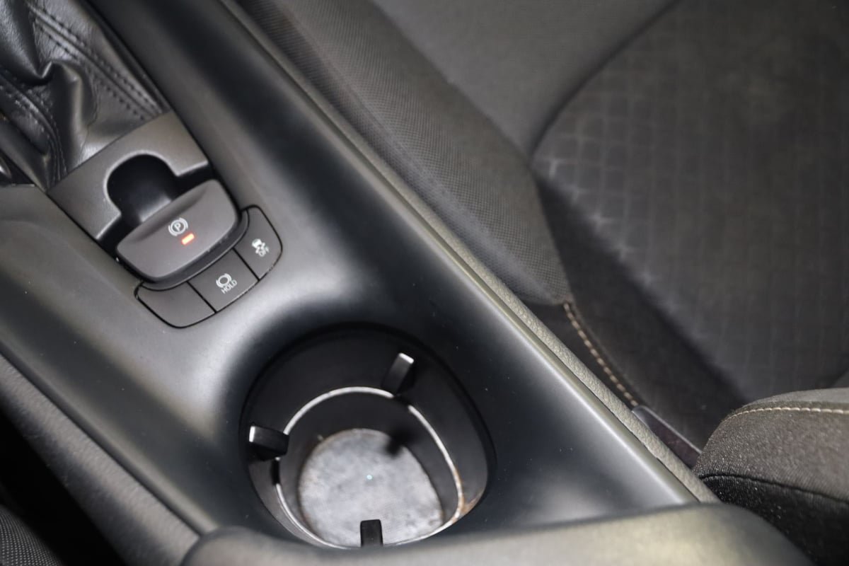 Used 2021 Toyota C-HR LE FWD image 22