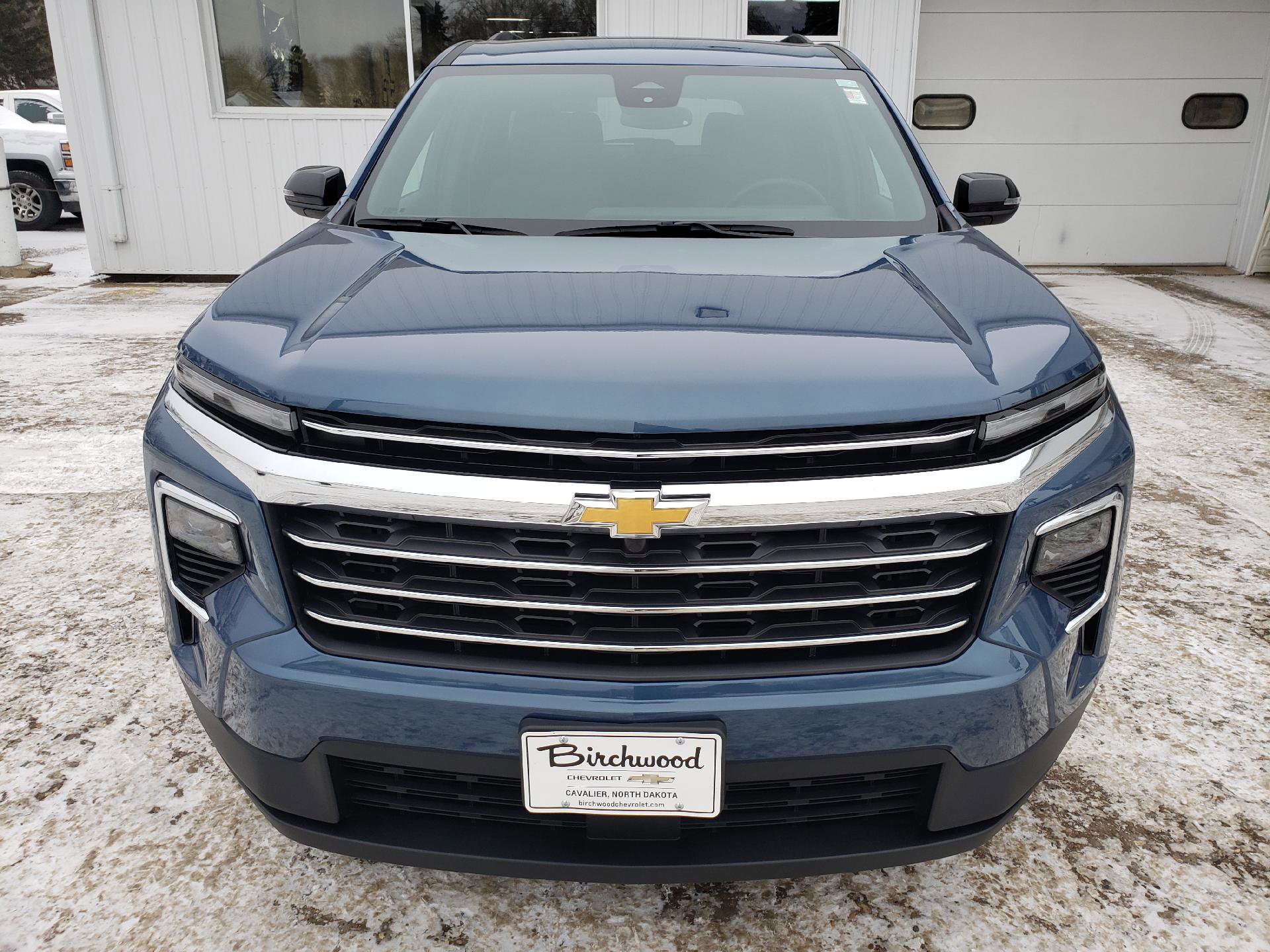 Used 2025 Chevrolet Traverse LT image 13