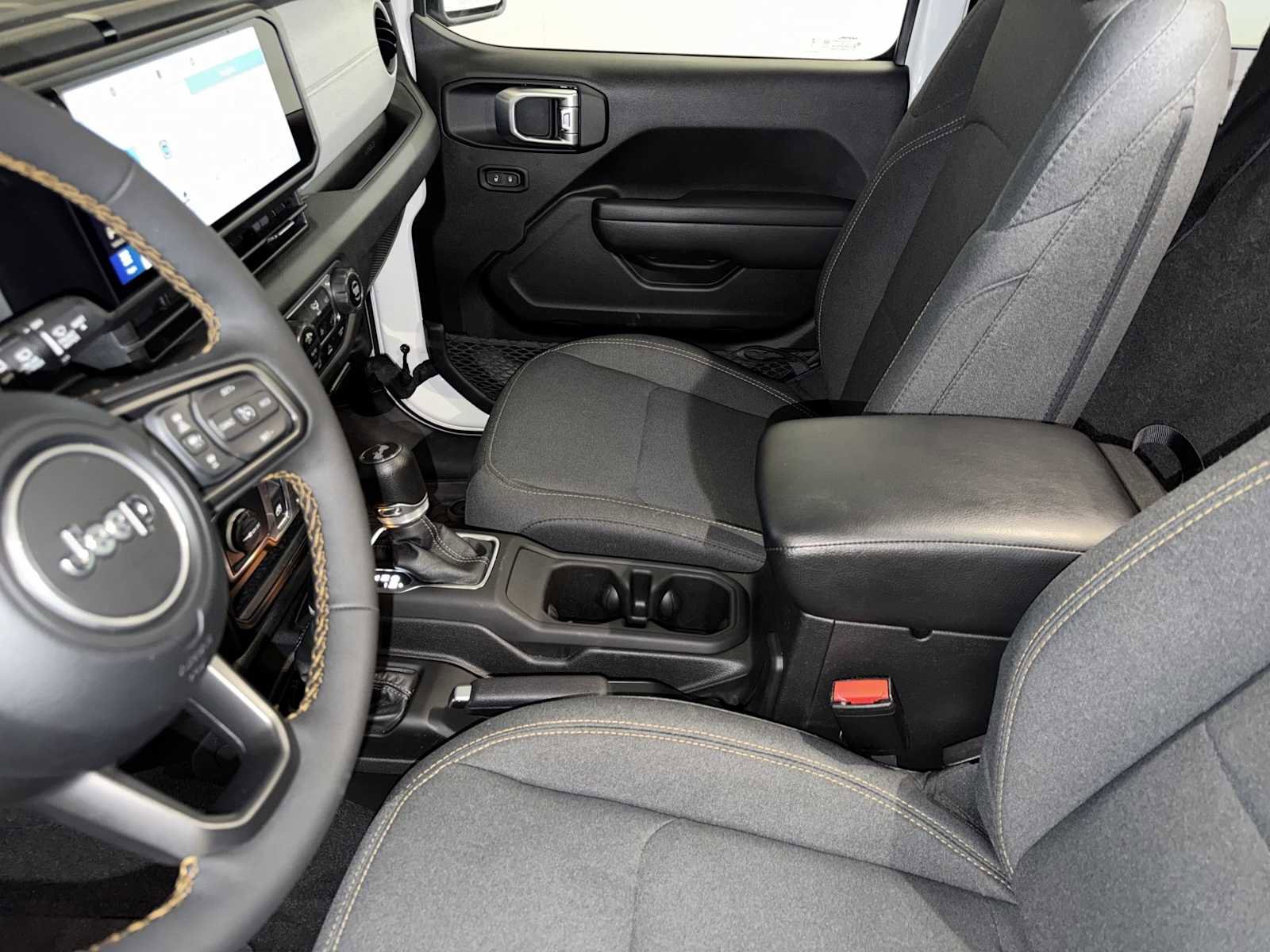 Used 2024 Jeep Wrangler Sport S image 17