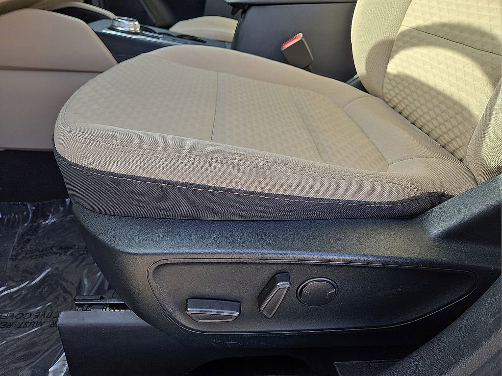 Used 2022 Ford Escape SE w/ Convenience Package image 25
