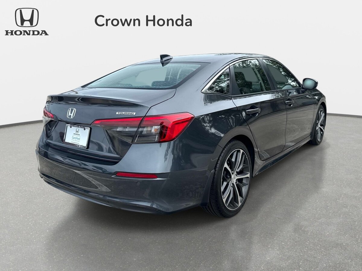 Used 2024 Honda Civic Touring image 4