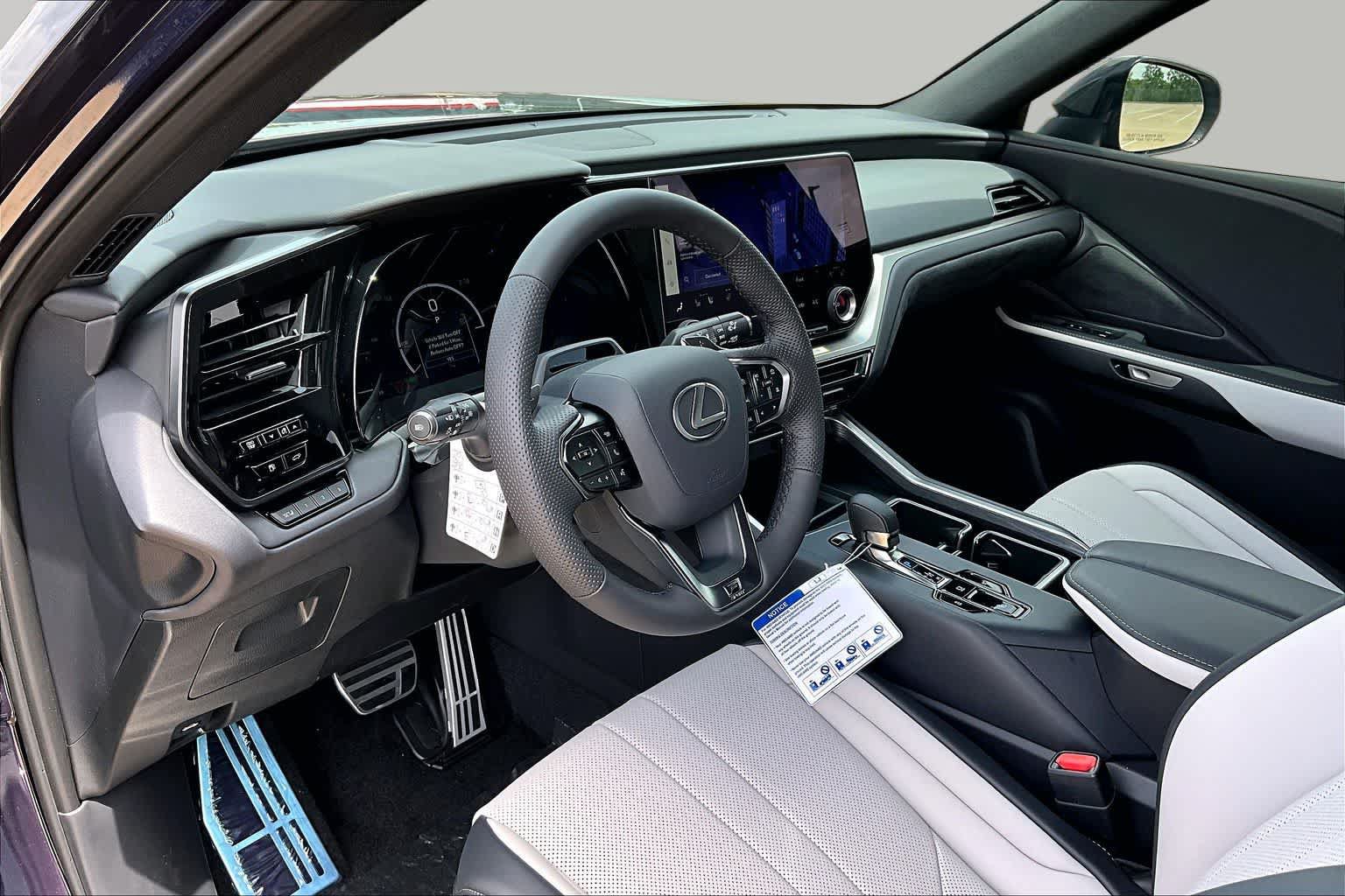 New 2026 Lexus TX 500h AWD w/ Technology Package image 8