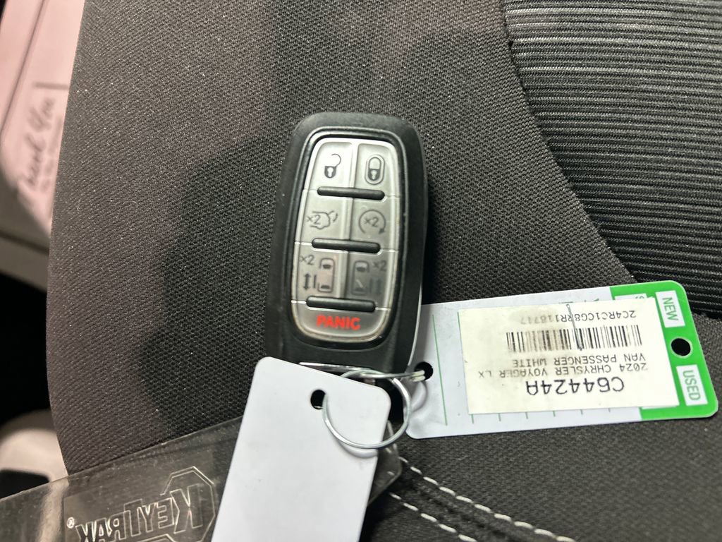 Used 2024 Chrysler Voyager LX FWD image 22