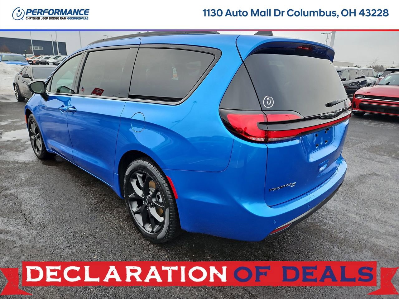 New 2026 Chrysler Pacifica Select w/ S Appearance Package FWD image 5