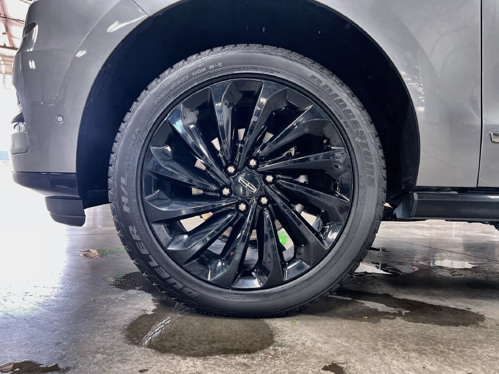 Used 2022 Lincoln Navigator Reserve RWD image 10