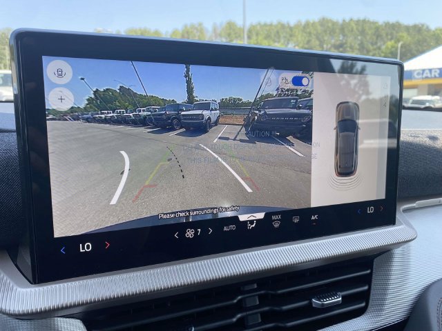 New 2026 Ford Explorer Active RWD image 9