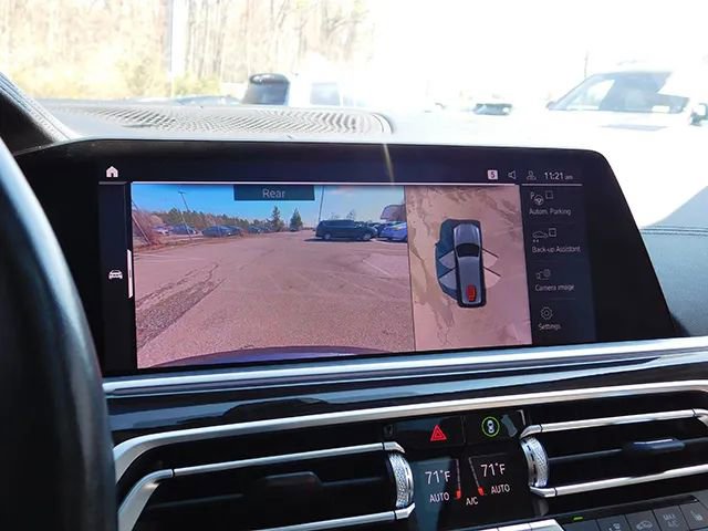 Used 2019 BMW X7 xDrive40i w/ Cold Weather Package image 24