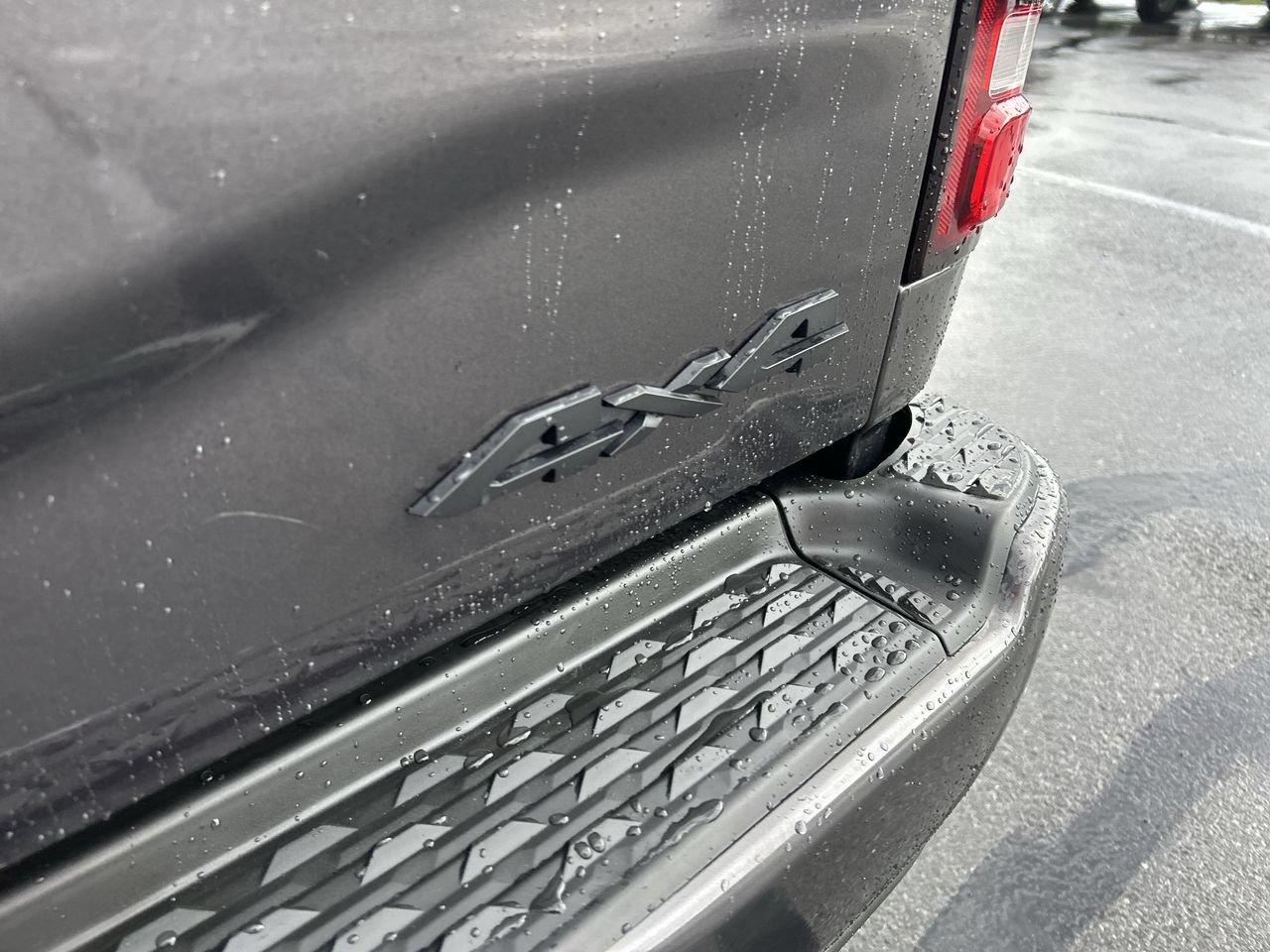 Used 2021 RAM 3500 Laramie w/ Night Edition AWD/4WD image 12