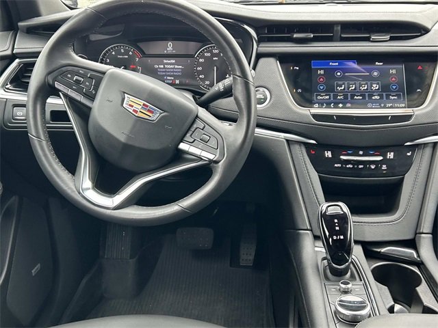 Used 2024 Cadillac XT6 Luxury w/ LPO, Floor Liner Package image 27