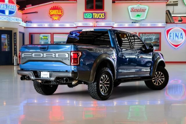 Used 2020 Ford F150 Raptor w/ Equipment Group 802A Luxury AWD/4WD image 3