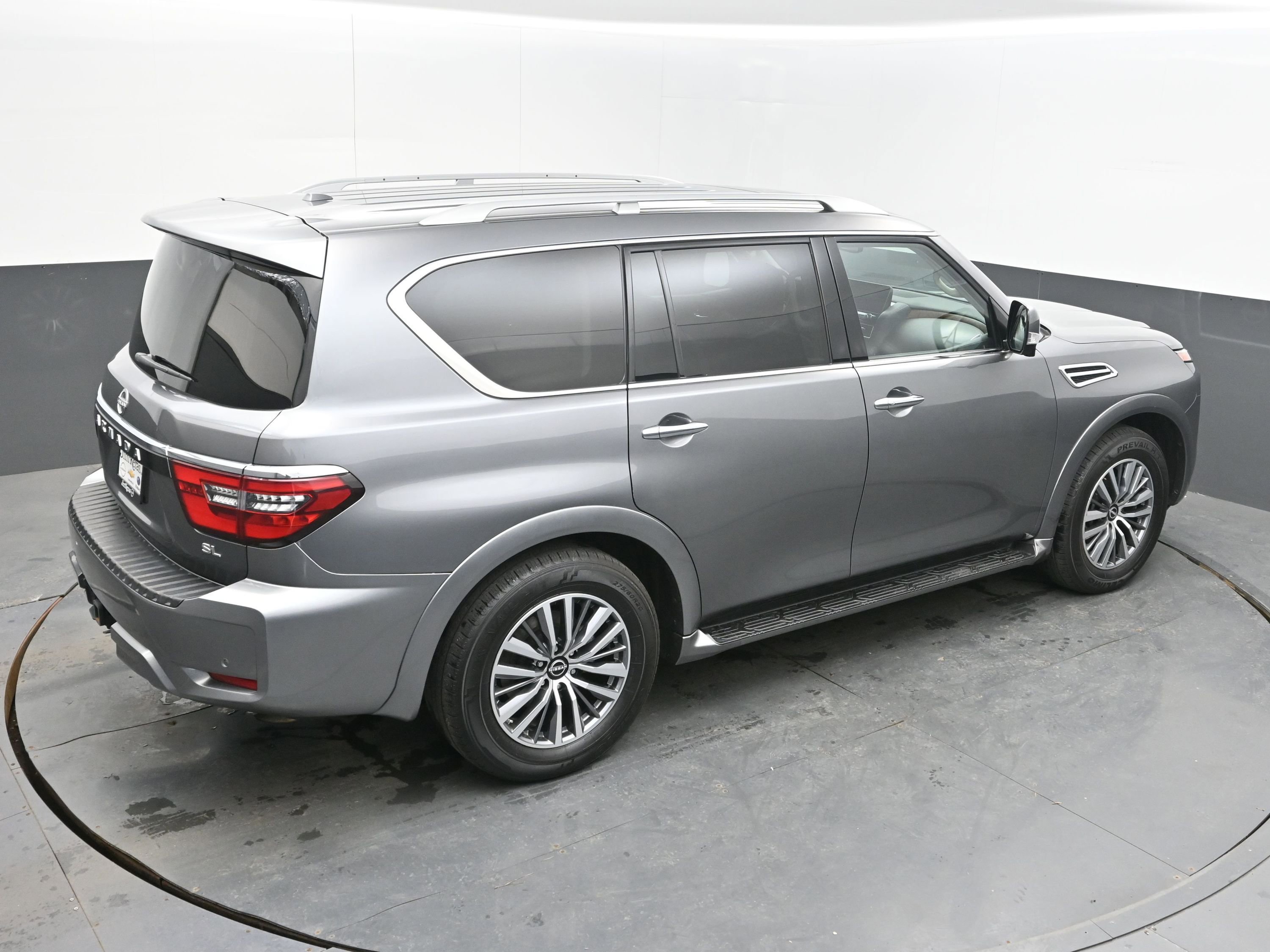 Certified 2024 Nissan Armada SL image 32