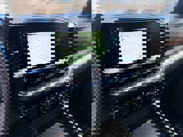 Used 2025 Chevrolet Silverado 2500 High Country w/ Technology Package image 20