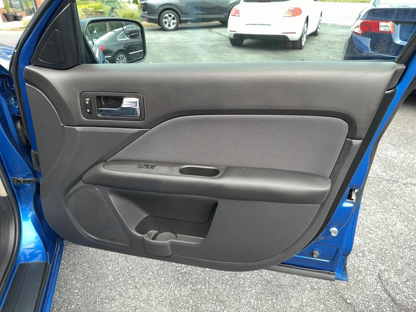 Used 2011 Ford Fusion SE w/ 202A Rapid Spec Order Code FWD image 20