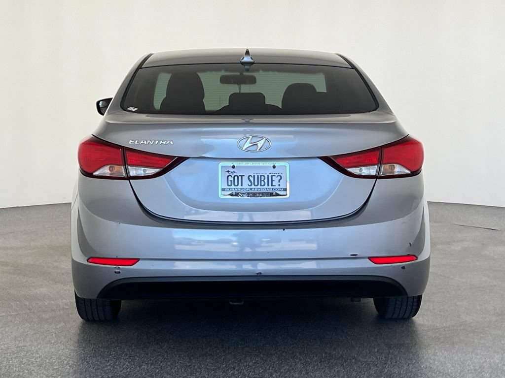 Used 2015 Hyundai Elantra SE FWD image 5