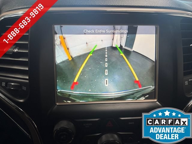 Used 2017 Jeep Grand Cherokee Limited AWD/4WD image 16