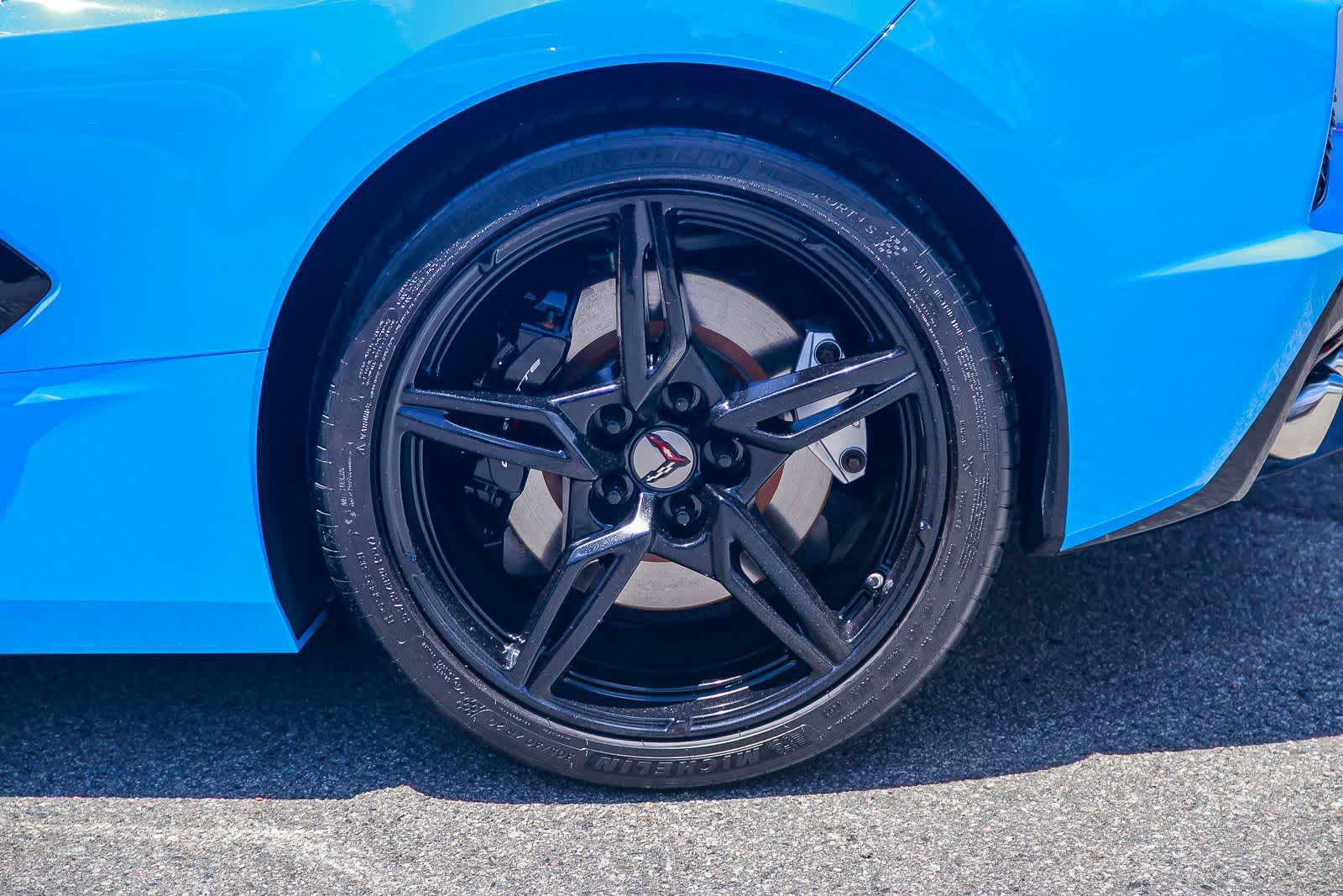 Used 2023 Chevrolet Corvette Stingray Coupe w/ Z51 Performance Package RWD image 9