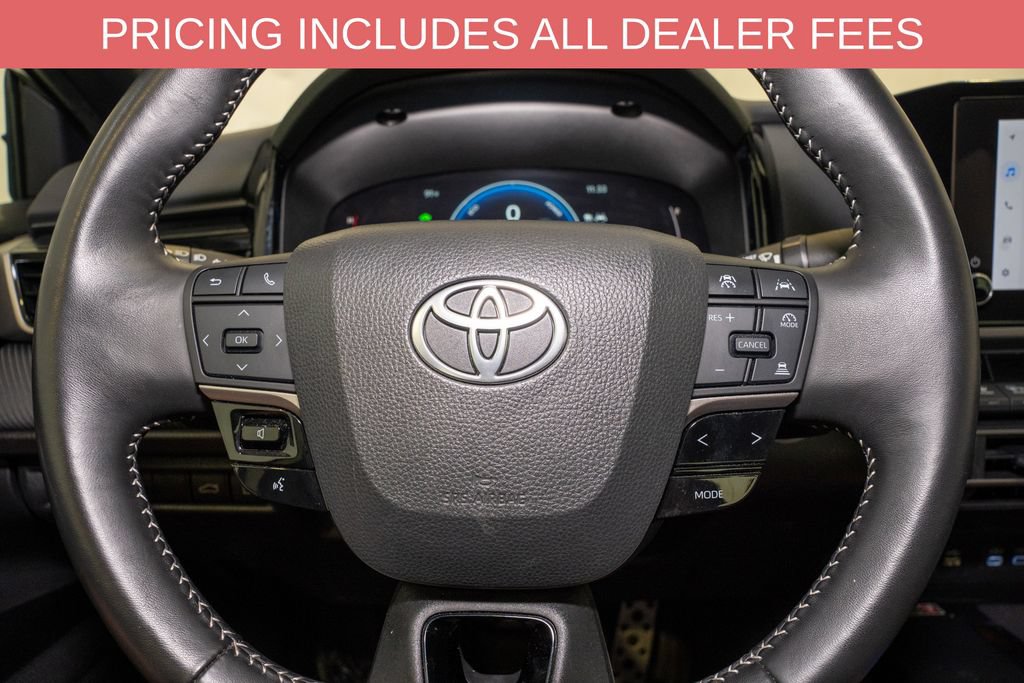Used 2025 Toyota Camry SE w/ Convenience Package AWD/4WD image 18
