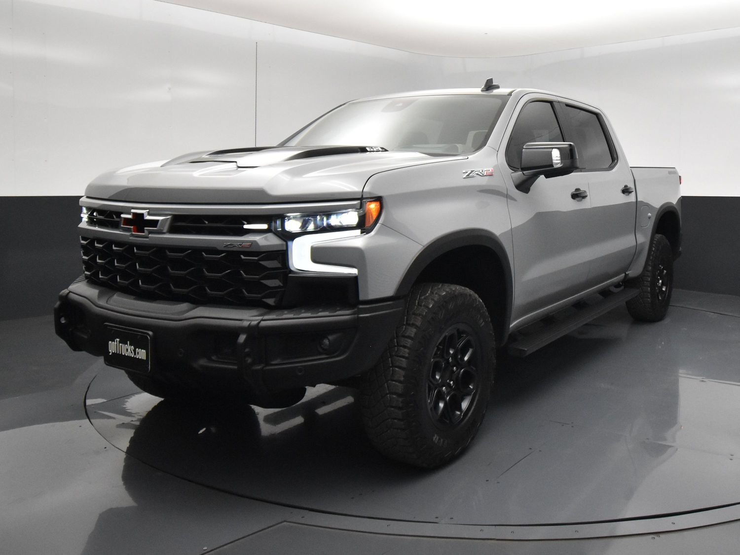 Used 2024 Chevrolet Silverado 1500 ZR2 w/ ZR2 Bison Edition AWD/4WD image 2