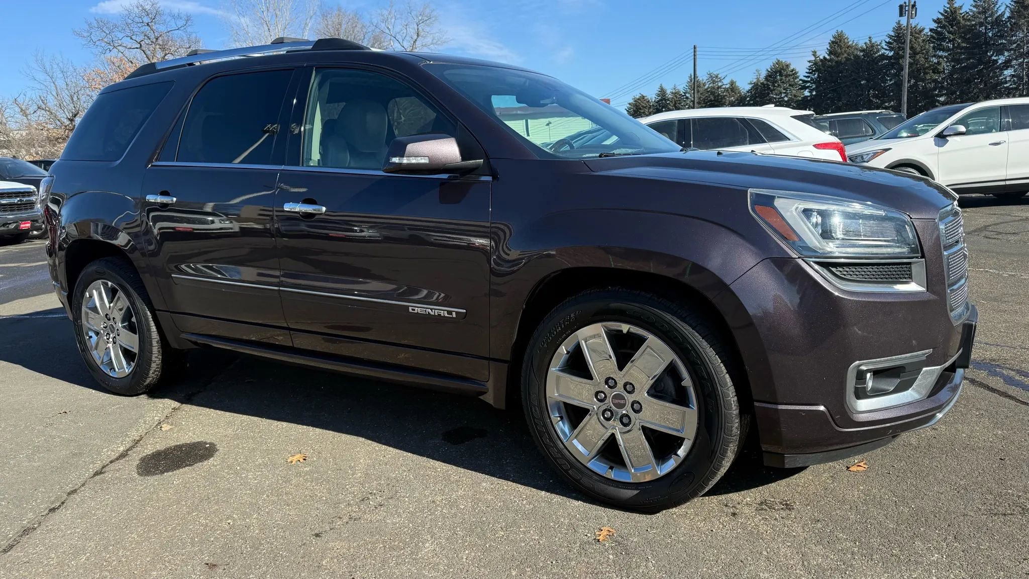 Used 2015 GMC Acadia Denali image 12