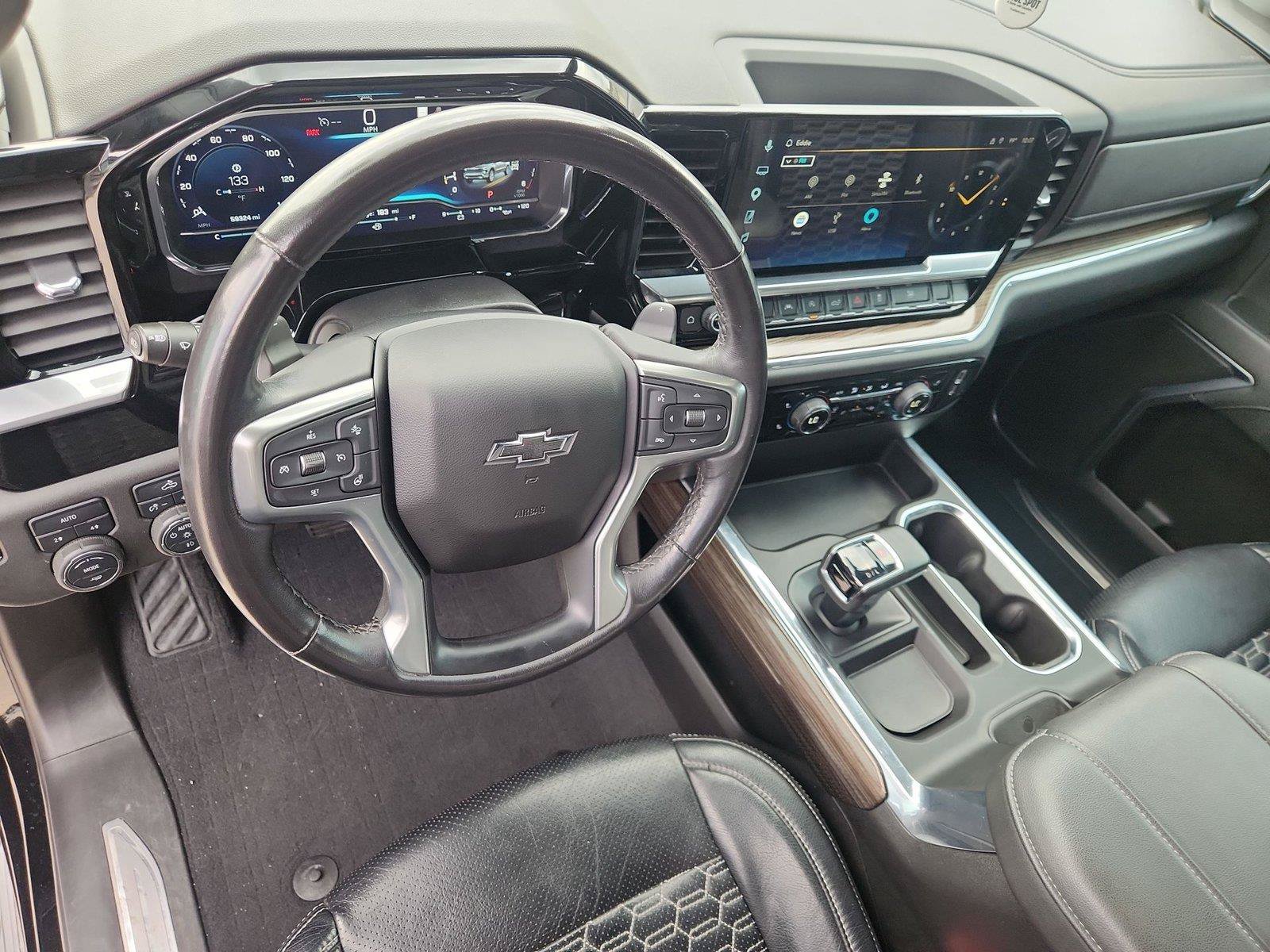 Used 2023 Chevrolet Silverado 1500 RST w/ LPO, Dark Essentials Package AWD/4WD image 10