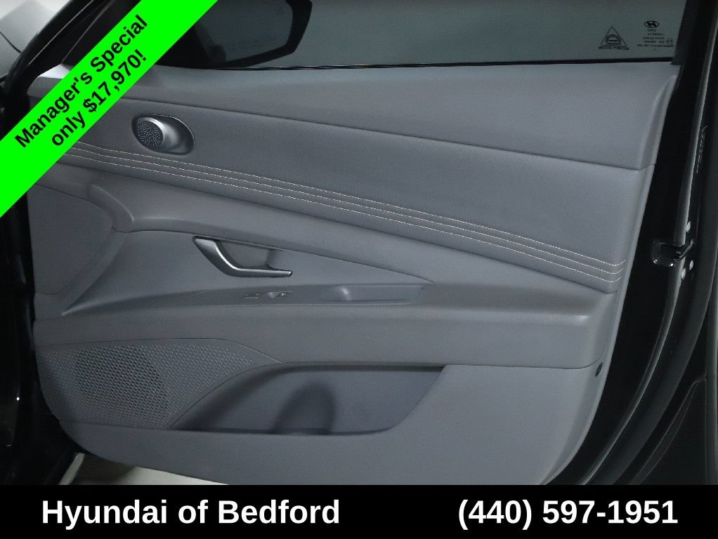 Used 2023 Hyundai Elantra SEL w/ Convenience Package FWD image 34