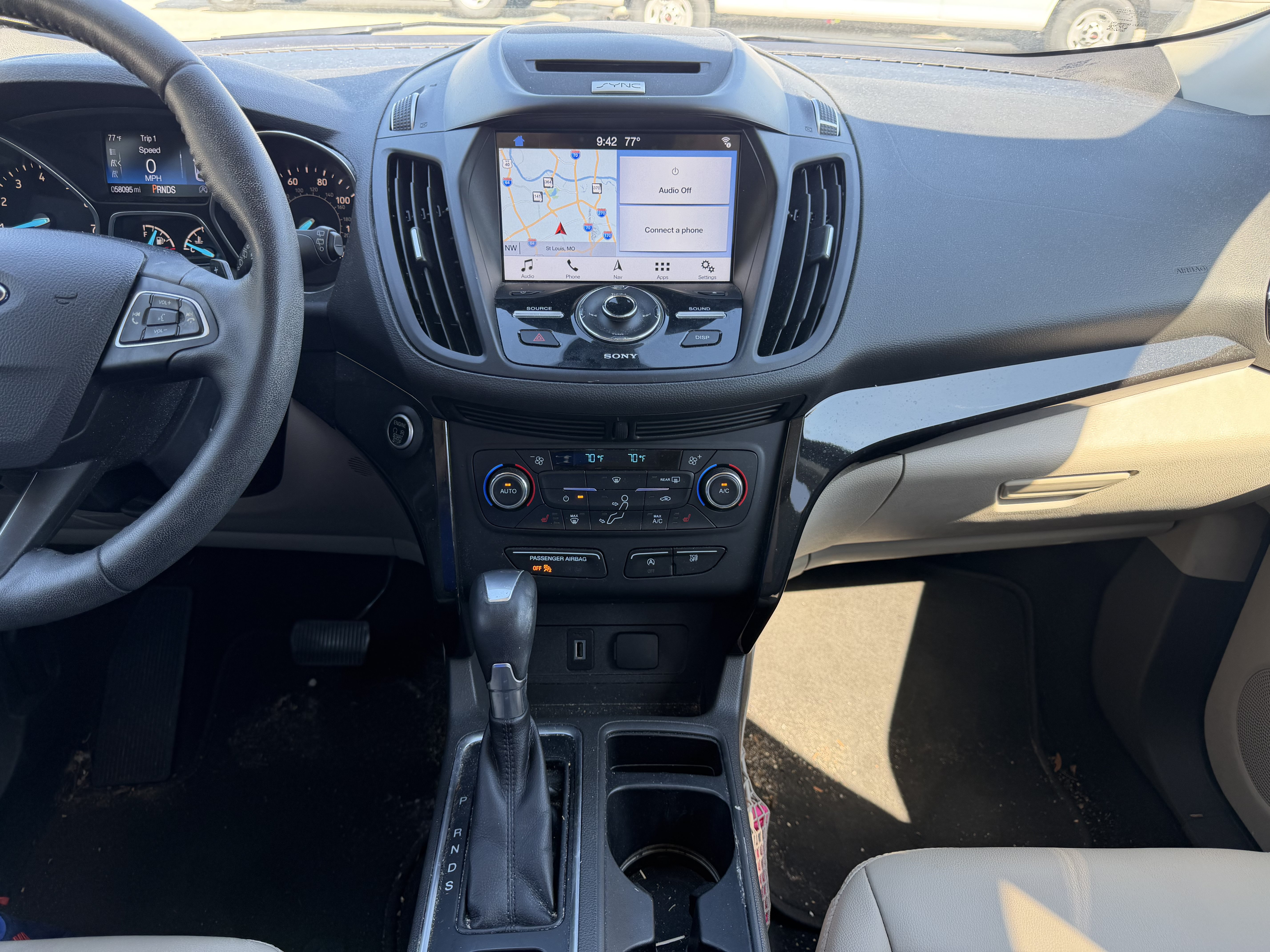 Used 2017 Ford Escape Titanium AWD/4WD image 20