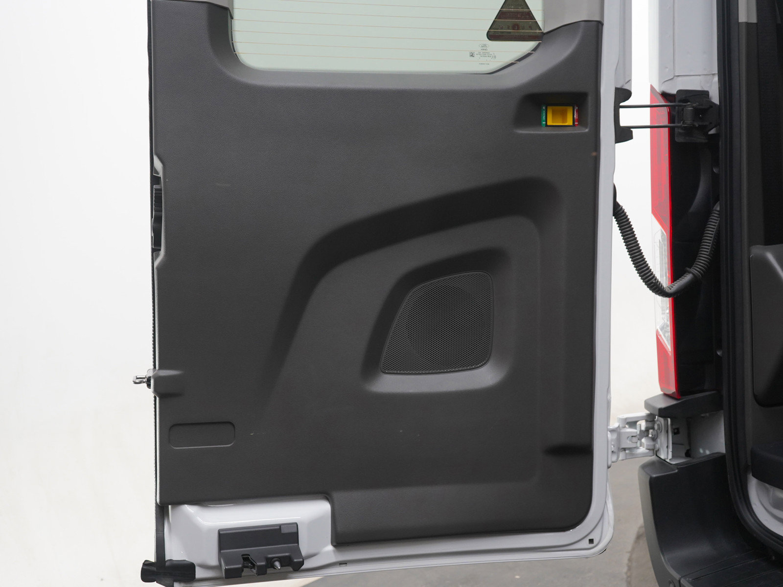 Used 2024 Ford Transit 350 XLT image 15