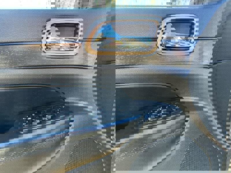 Used 2016 Jeep Grand Cherokee Laredo w/ Quick Order Package 23E image 23