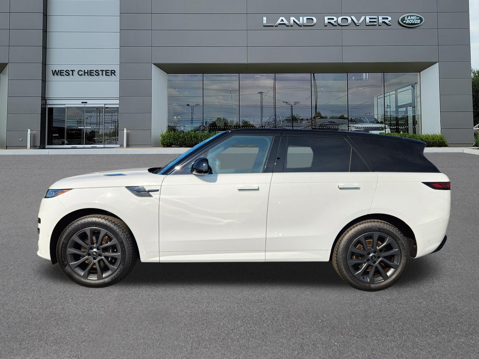 Certified 2024 Land Rover Range Rover Sport Dynamic SE AWD/4WD image 5